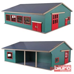 STAJNIA Z PASTWISKIEM 75X61X29CM 1:32 HIPO