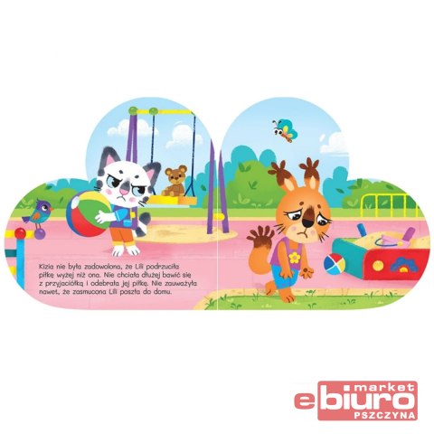 MAŁA KIZIA JEST SZCZĘŚLIWA